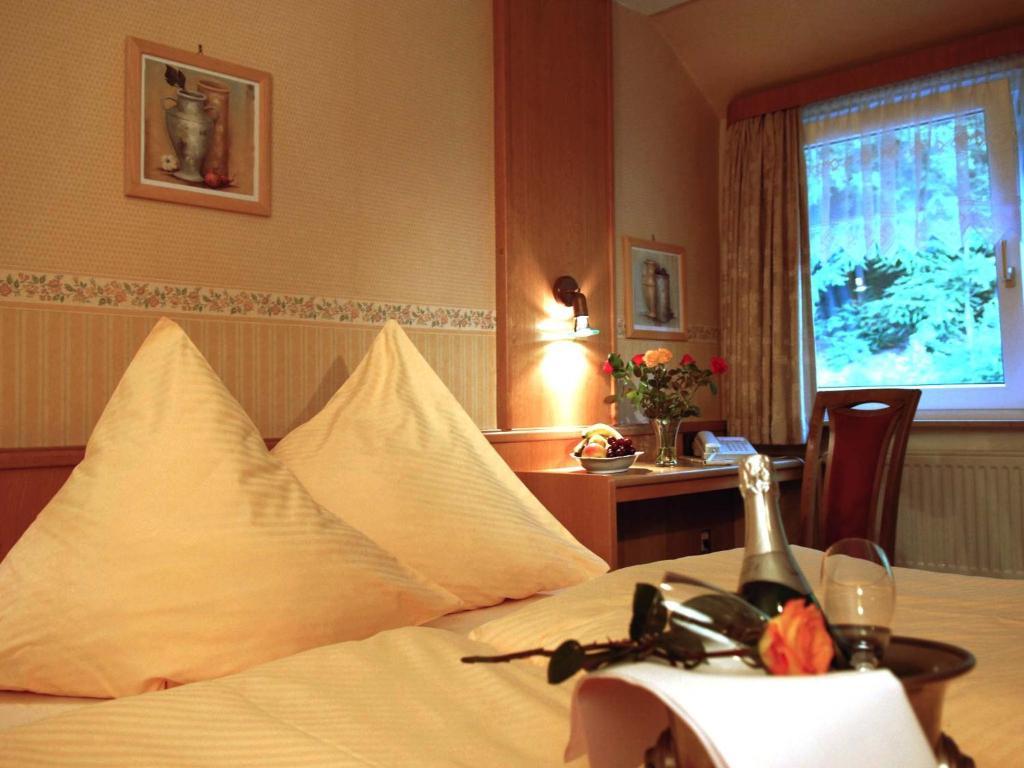 Hotel Weinschanke Rohdental Hessisch Oldendorf Ruang foto